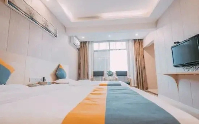 Orange Hotel
