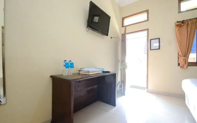 普哇加达艾里西芭图拉亚KM15号酒店(Airy Eco Cibatu Raya KM 15 Purwakarta)