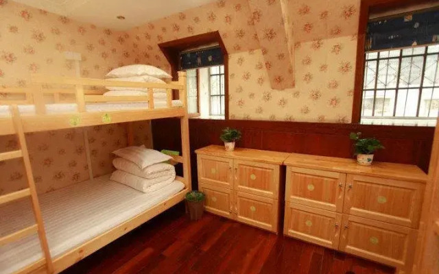 Chengdu Long Time No See Hostel