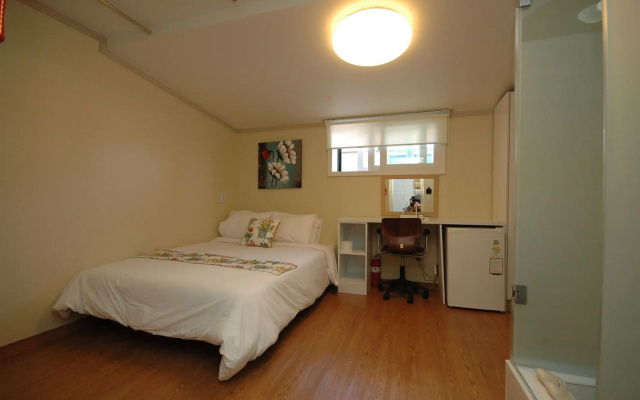 E Residence