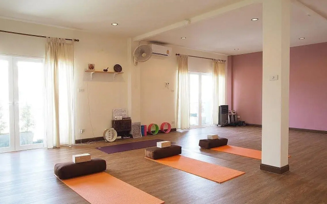 Life Station - Hostel
