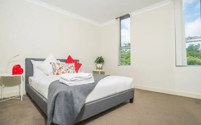Designed Home Of Ultimate Convenience In Gordon