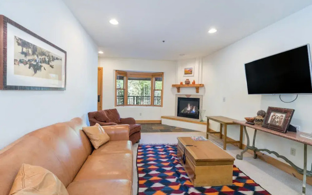 Bear Creek Lodge