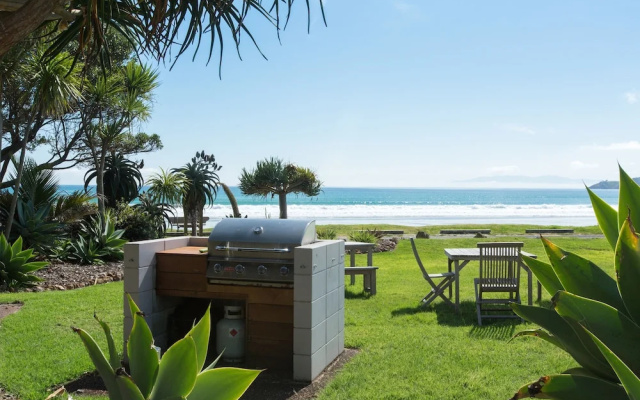 Apartment On The Beach