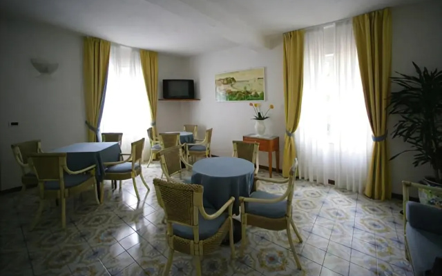 Hotel Riviera