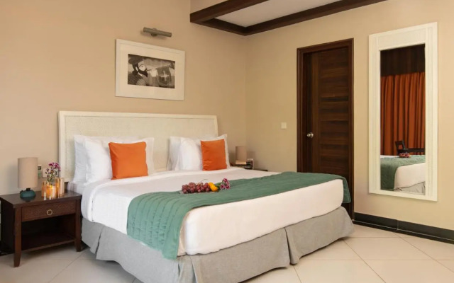 Living Room by Seasons Hotels