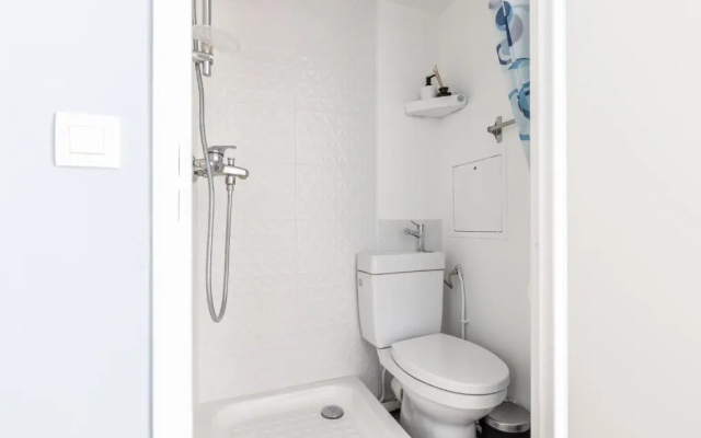 Design 3 Bedrooms Appartment, Near Champs Elysees