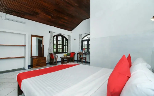 OYO 422 Sunnys Guest House