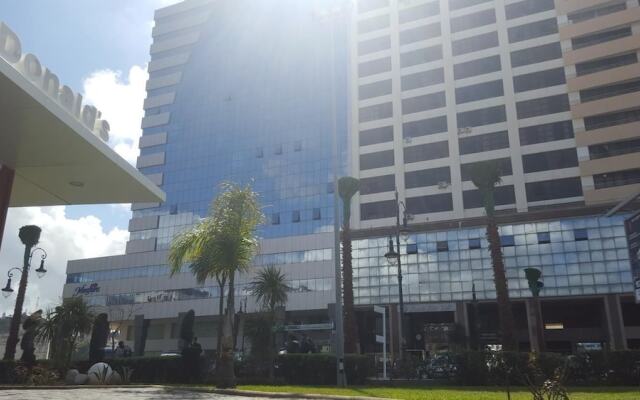 Отель Newcenter Suites Марокко, Танжер - отзывы, цены и фото номеров - забронировать отель Newcenter Suites онлайн вид на фасад