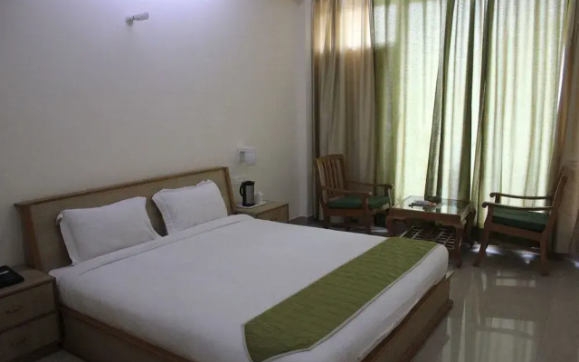 Chandermukhi Resorts