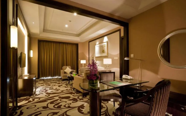 Howard Johnson Tongfang Plaza Zhuji