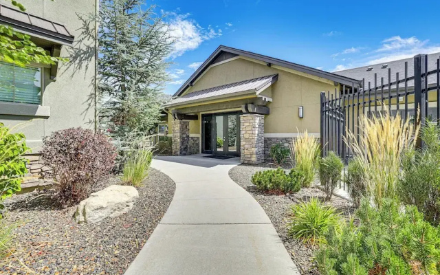 Spacious Boise Townhome ~ 5 Mi to Downtown