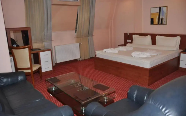 Hotel Royal