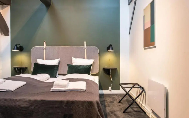 The Churchill Penthouse by Daniel&Jacob’s