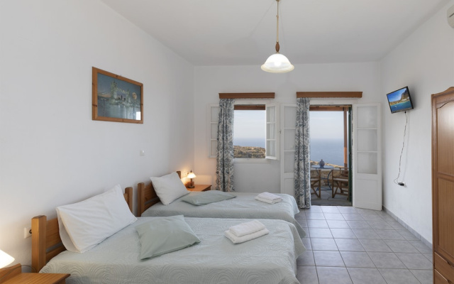Spitha Rooms