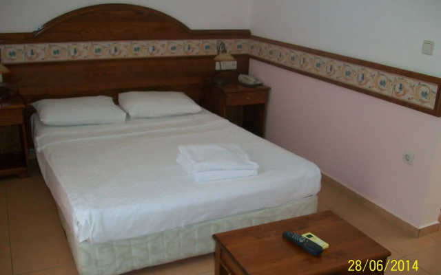 Kriss Otel