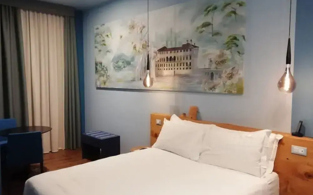 73 Boutique Hotel