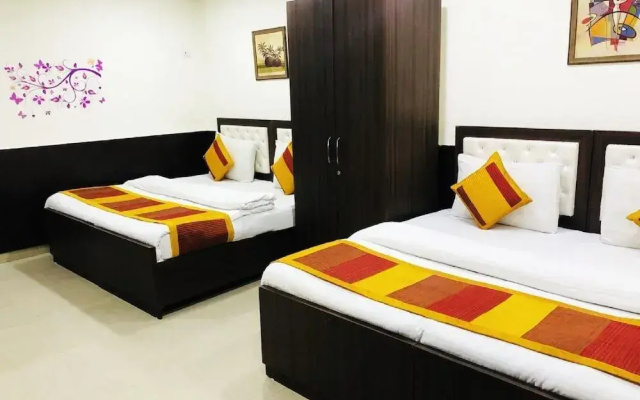 The 7 Days Hotel