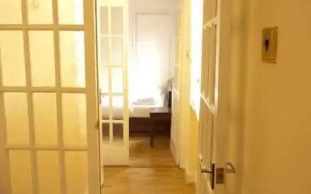 Mayfair Apartment