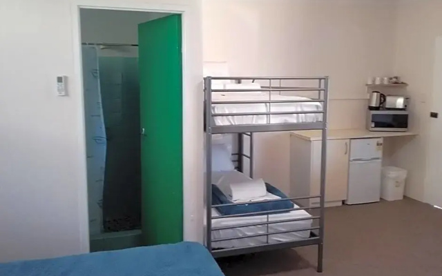 Green Door Motel