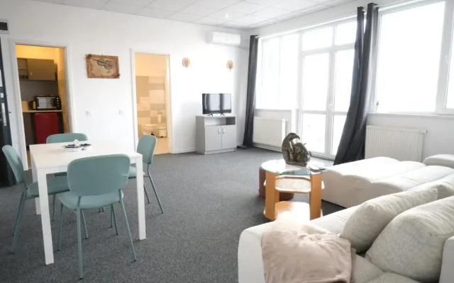 Luana Airport Apartments #7