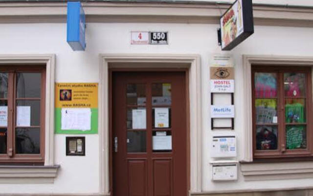 John Galt Hostel Brno Брно вид на фасад