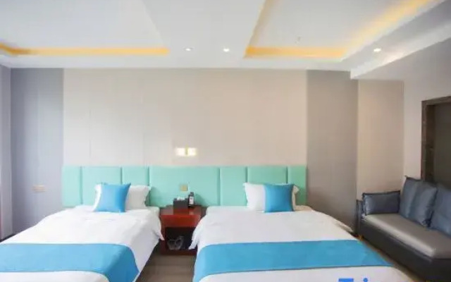 Linan Light Luxury Homestay (Wuhu Anshida)
