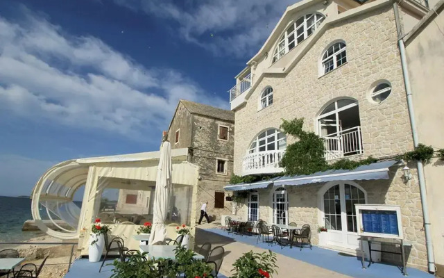 Aparthotel Marina