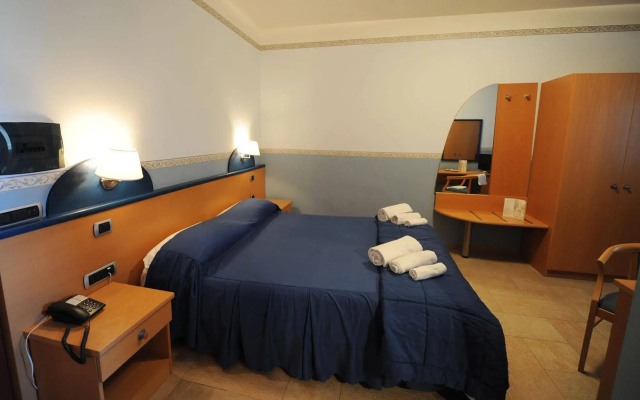 Santa Lucia Hotel