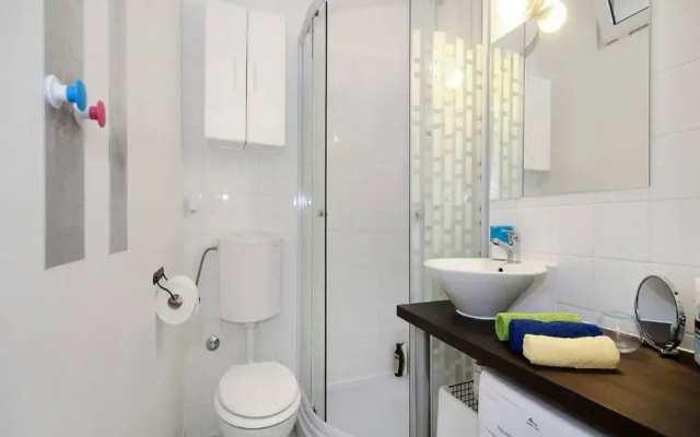 Studio Apartment Laka