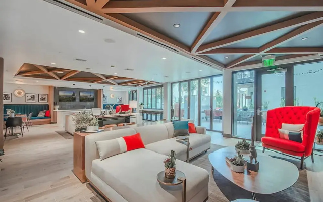 Modern Mid-hollywood Apt Sunset View Free Parking