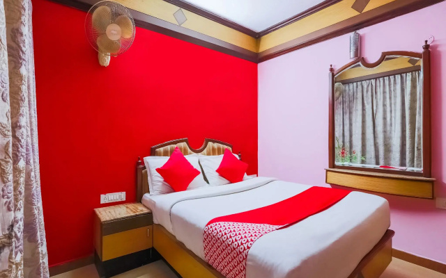 OYO Flagship 24364 Shiv Shanthi Grand