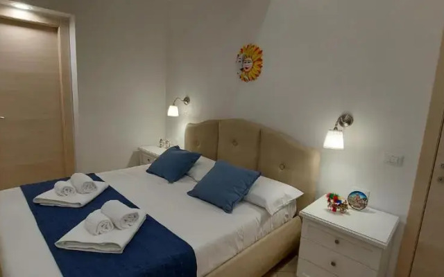 Esse House Noto