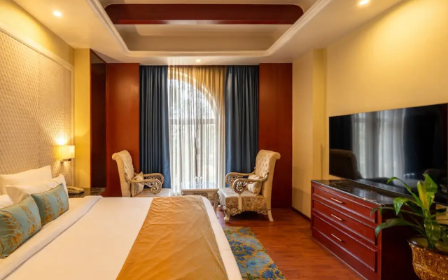 Hotel Hukam's Lalit Mahal