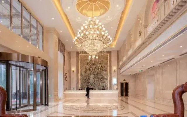 Vienna International Hotel (Hengyang East High-speed Railway Station)