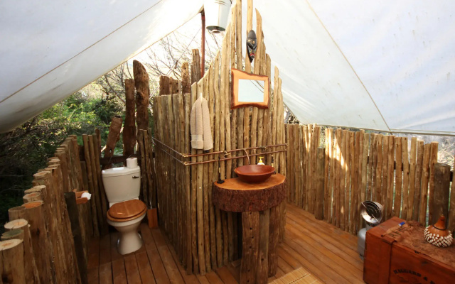Quatermain's 1920's Safari Camp - Amakhala Game Reserve