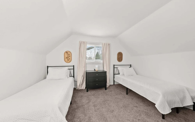 Grand North Retreat 4bdr Stay