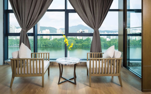 Sanya Shuang Da International Hotel