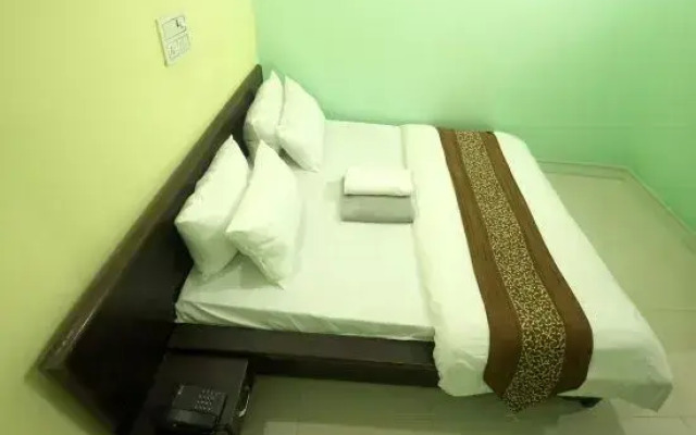 Creeper Hotel and Restaurant
