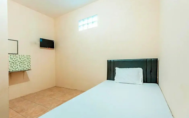 OYO Life 2424 Kost Luqman 2