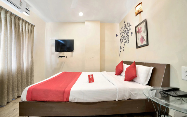 OYO 674 Apartment Hotel Manar Luxury Suites