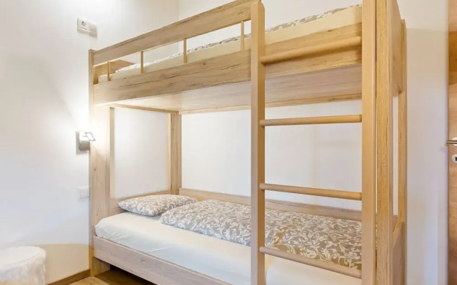 Pleasant Apartment in Mühlbach Near Ski Lift