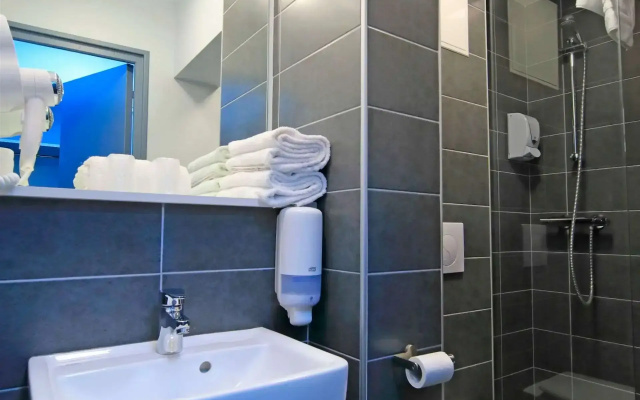Brit Hotel Le Polder