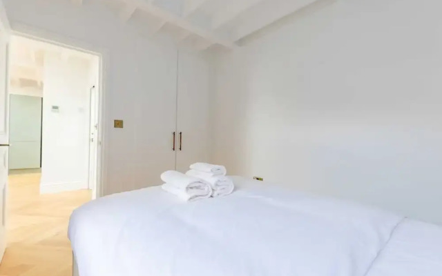 Luxuriously Compact 1BD Eco Home Clapham Common!