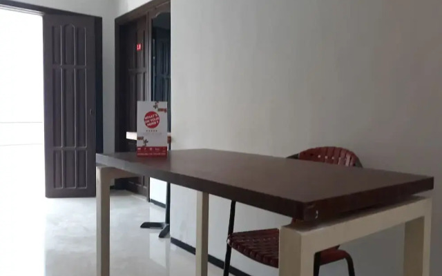 Oyo 2504 Karangasem Residence