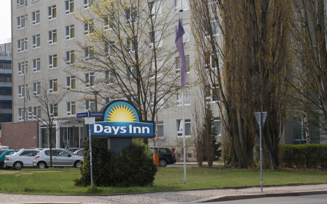 Days Inn Dresden (ex ANDOR Hotel Europa) вид на фасад