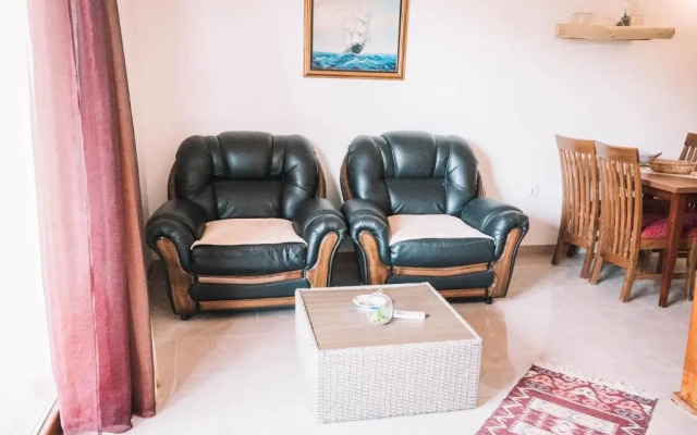 Bivalvia Apartments