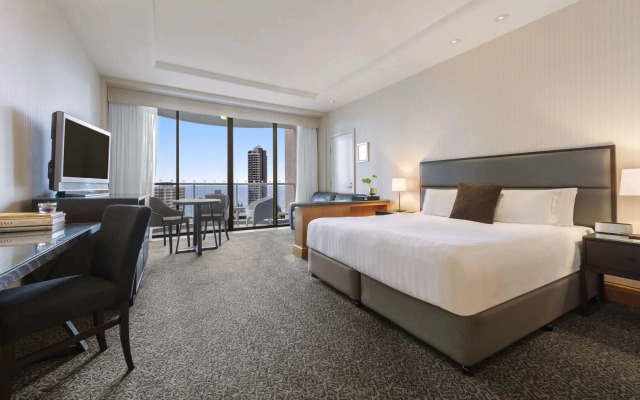 Oaks Gold Coast Hotel