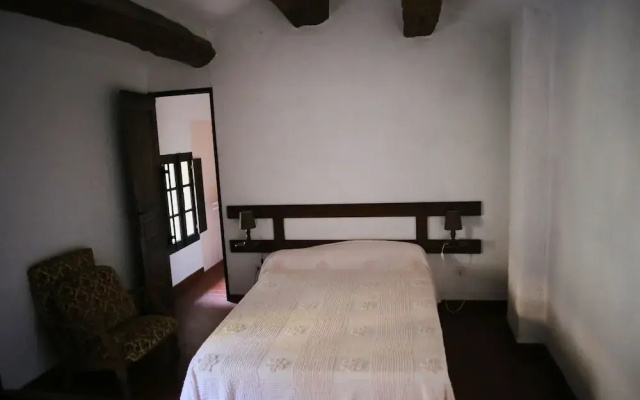 Gites De Fontroussiere