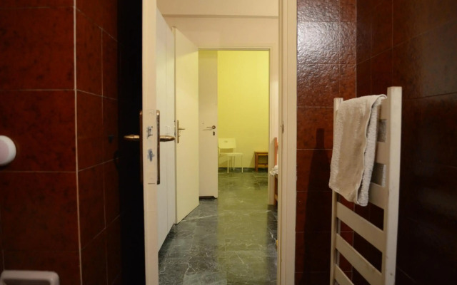 Kineta Apartments